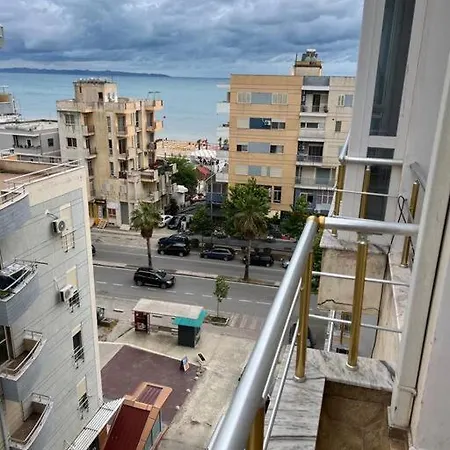 Seaview Apartment-free Parking-durres, Albania 아파트 Durrës