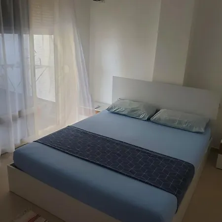 Seaview Apartment-free Parking-durres, Albania 아파트 Durrës